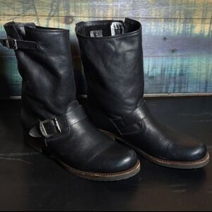 Frye Women's Veronica Short Boot